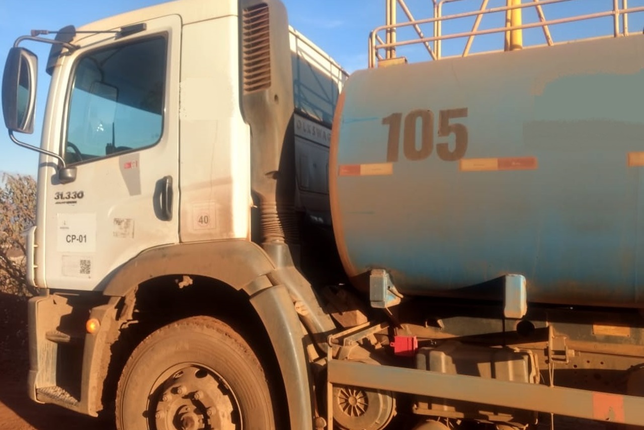 Volkswagen 31-330 E Constellation 6x4 - 13/13 7