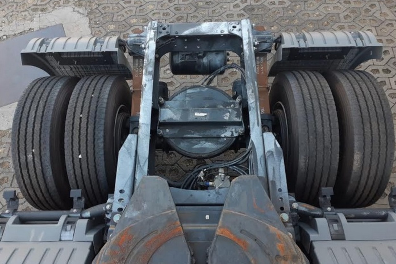 Mercedes Benz Axor 2536 - 18/18 4
