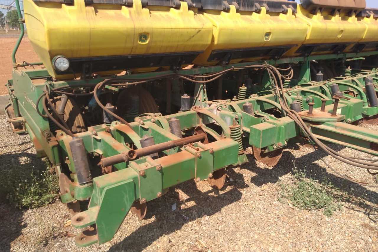 John Deere  2115 - 20/08 2