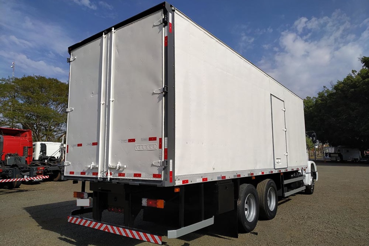 Mercedes Benz MB 1620 - 07/07 6