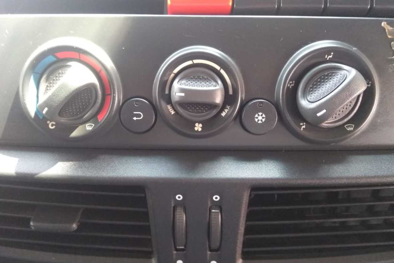 Iveco Tector 240 - 14/14 8