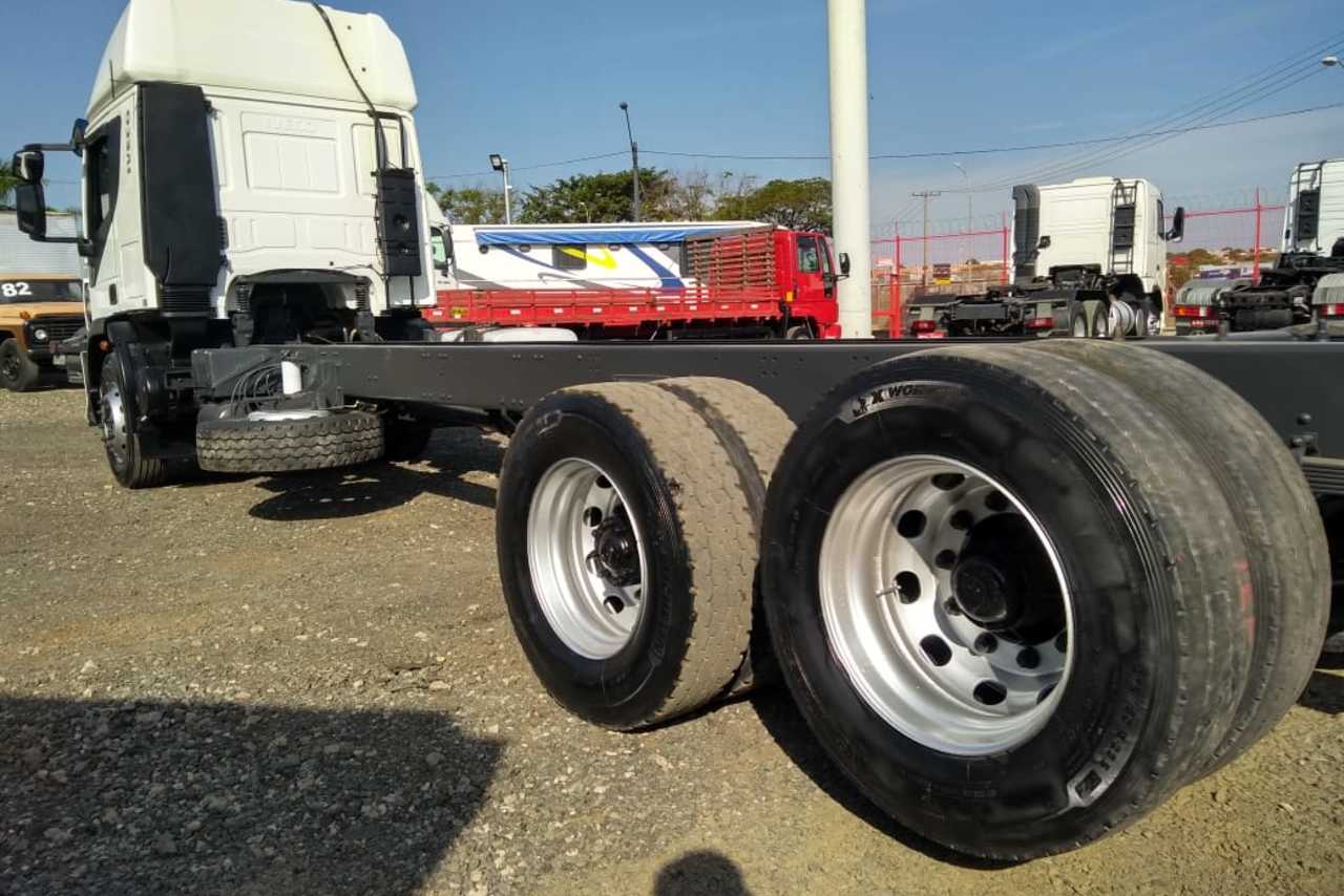 Iveco Tector 240 - 14/14 11