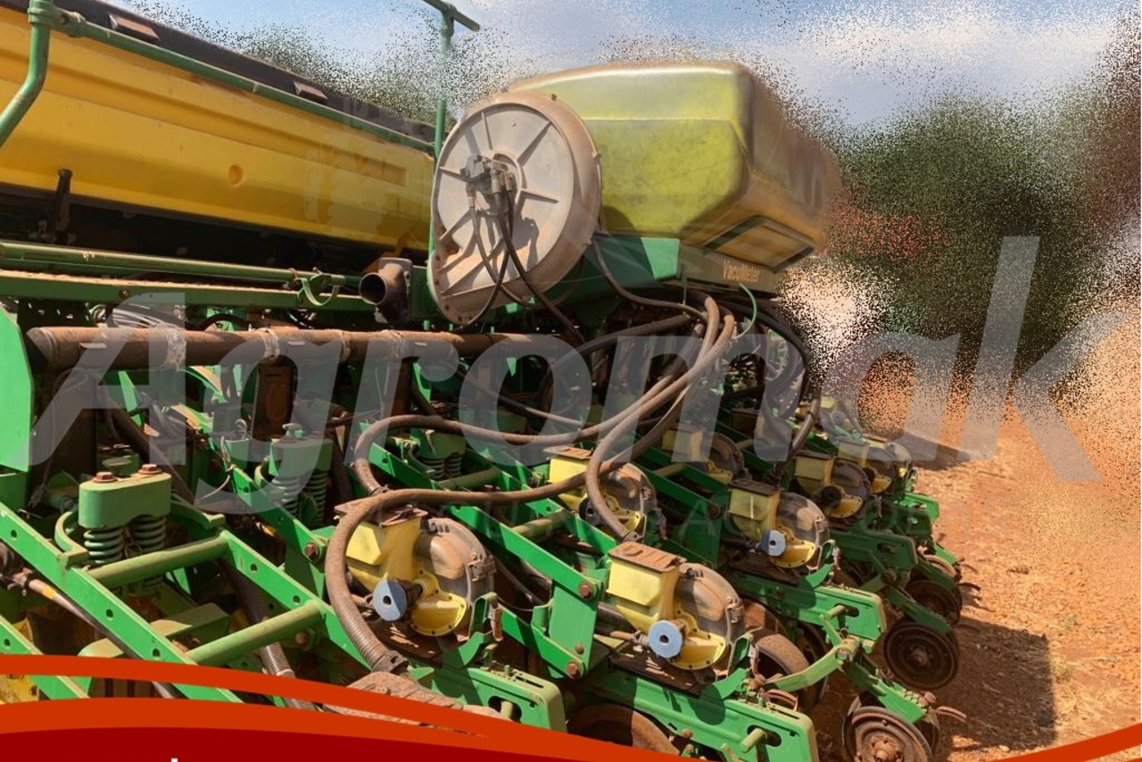 John Deere 2126 - 09/09 4