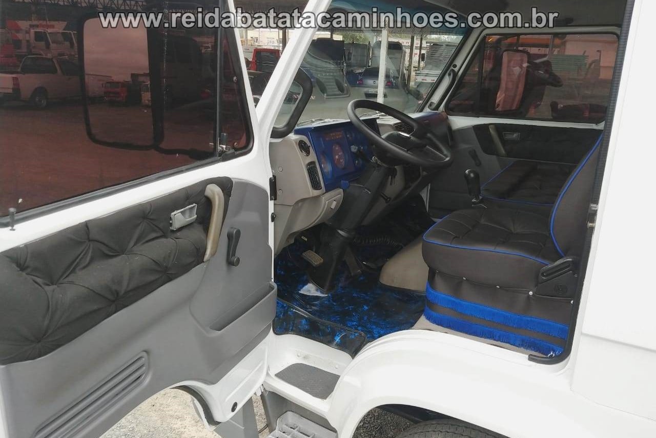 Volkswagen 8 150 - 05/05 7