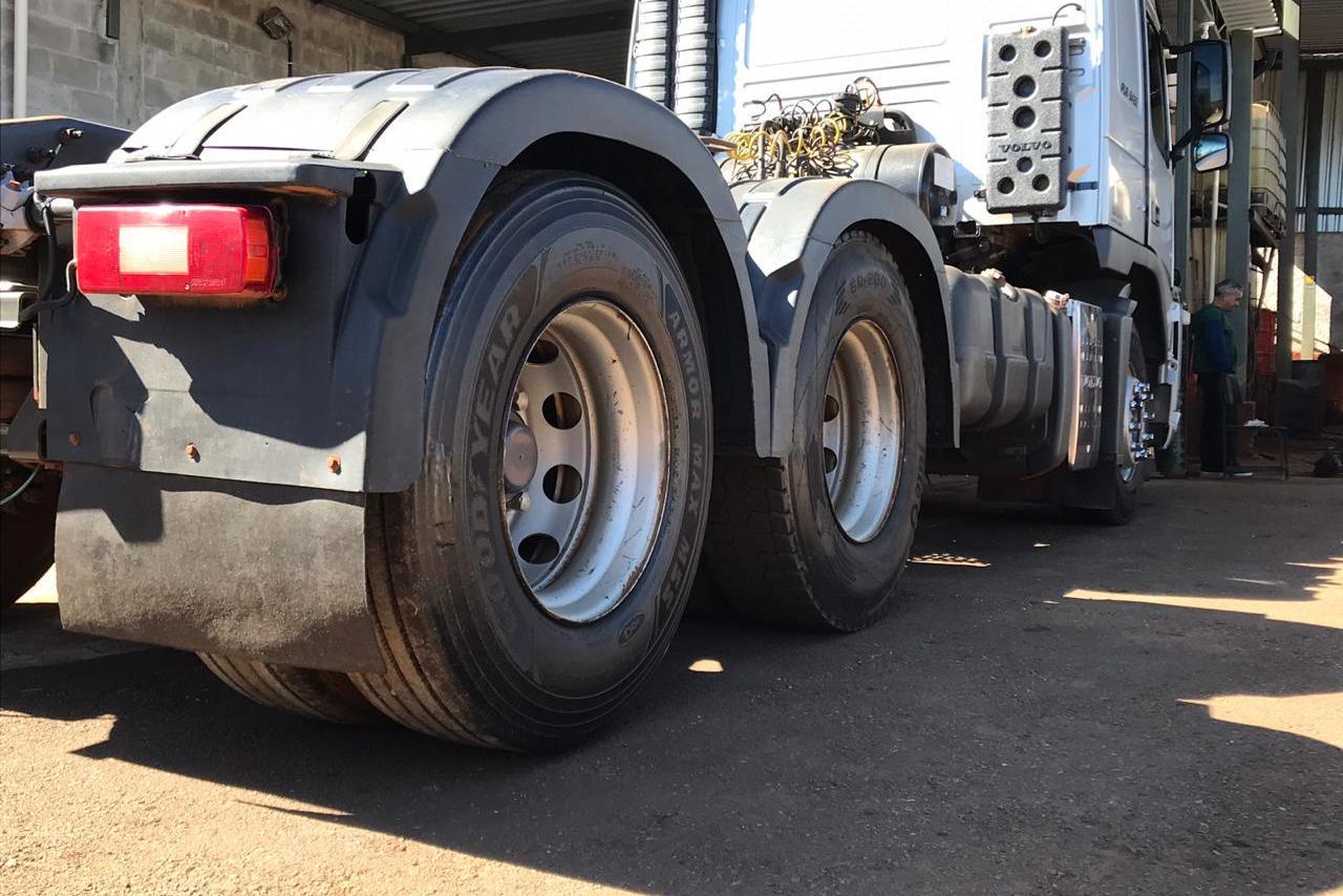 Volvo FM370 - 14/14 3