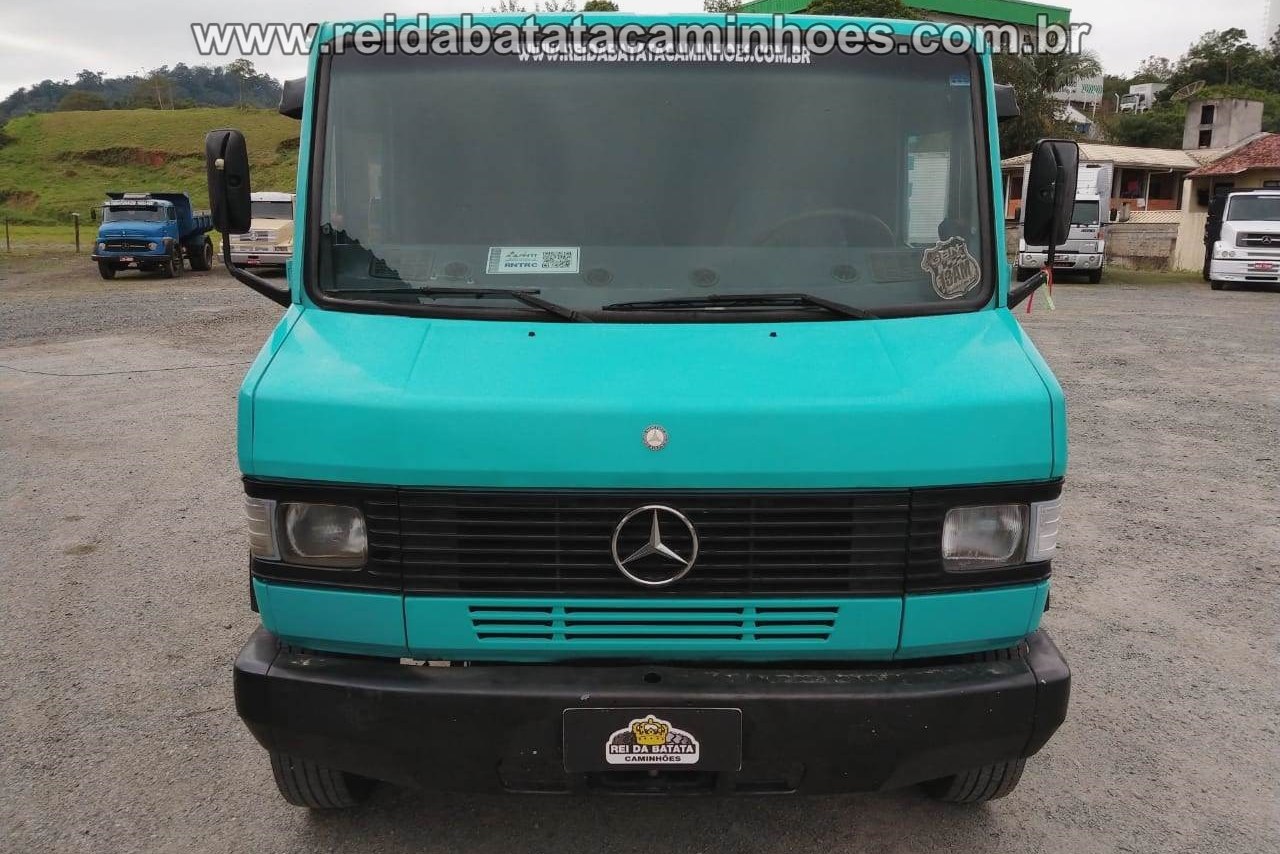 Mercedes Benz MB 710 - 97/97 2