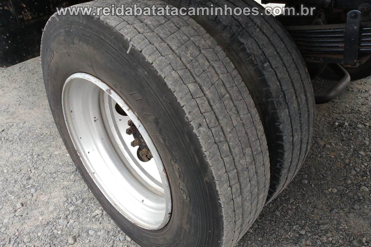 Mercedes Benz MB 710 - 97/97 19