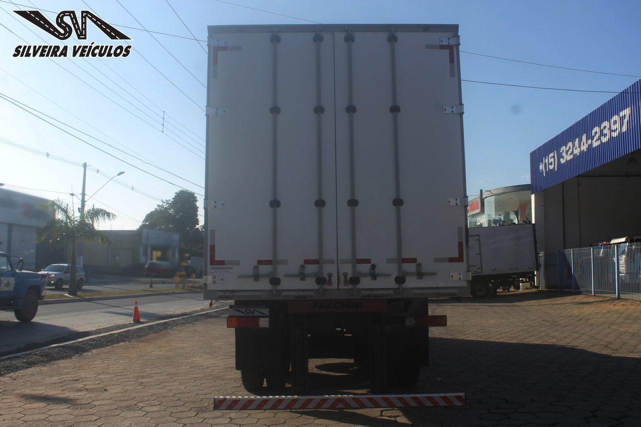 Mercedes Benz Atego 2425 - 08/09 5