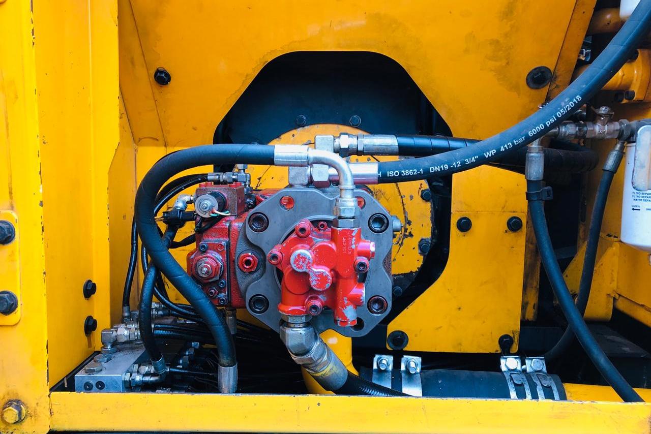 Hyundai R160 - 12/12 4