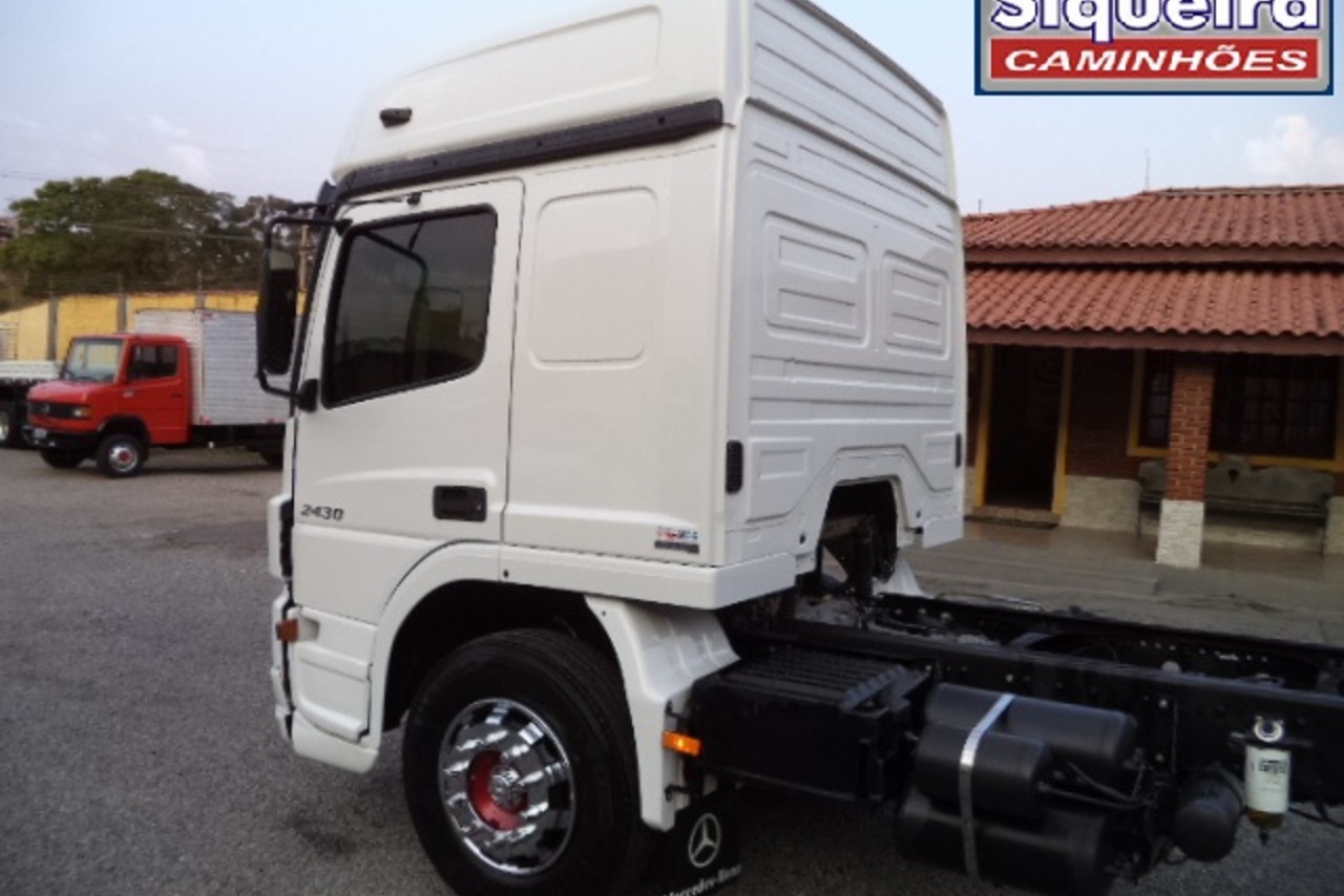 Mercedes Benz Atego 2430 - 14/14 5