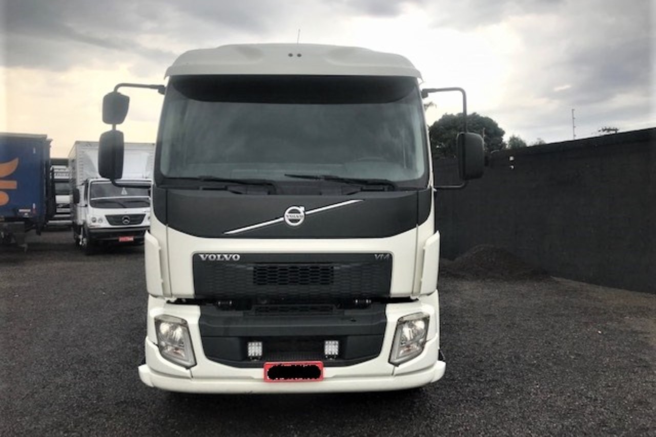 Volvo VM 270 - 14/14 2