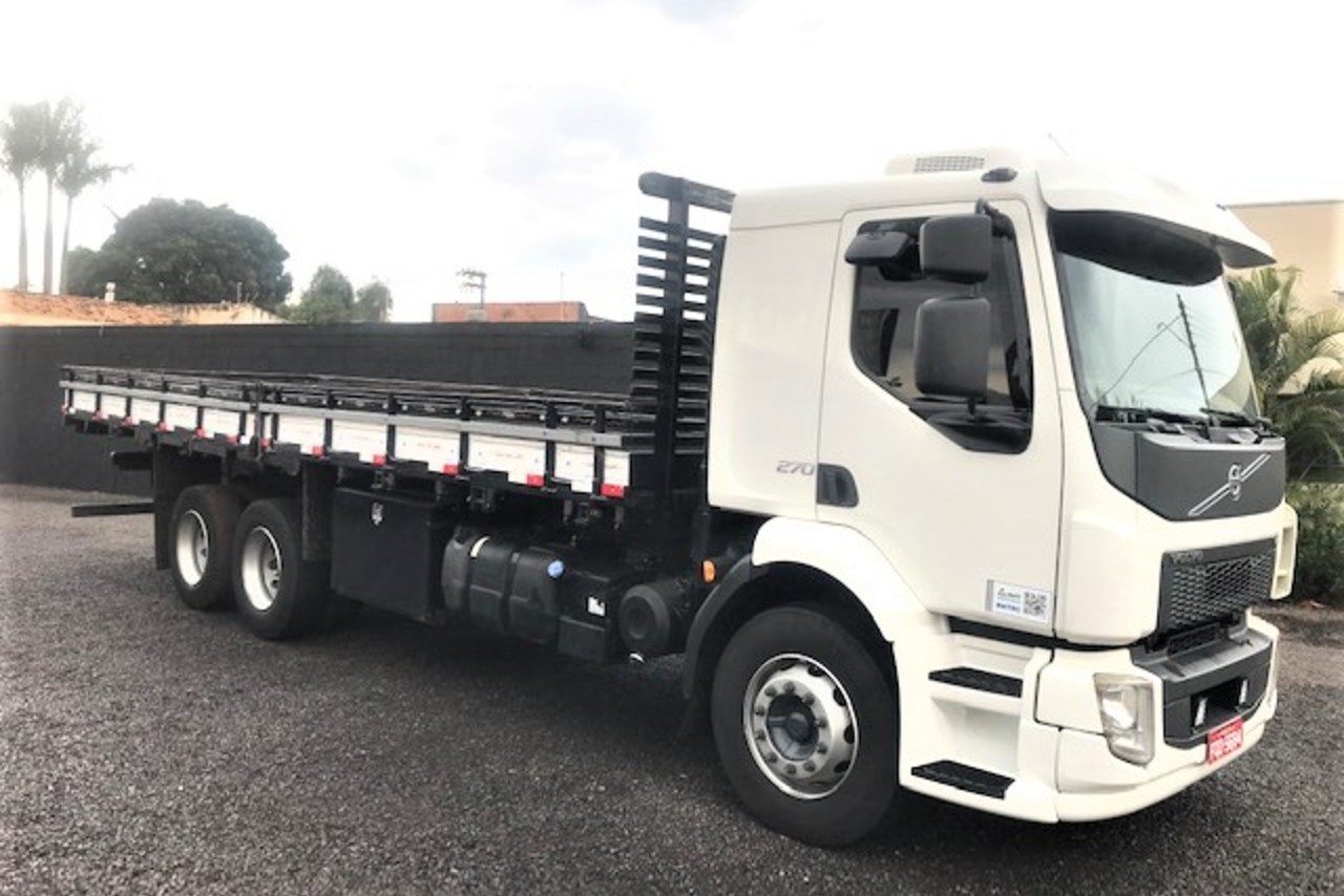 Volvo VM 270 - 14/14 8