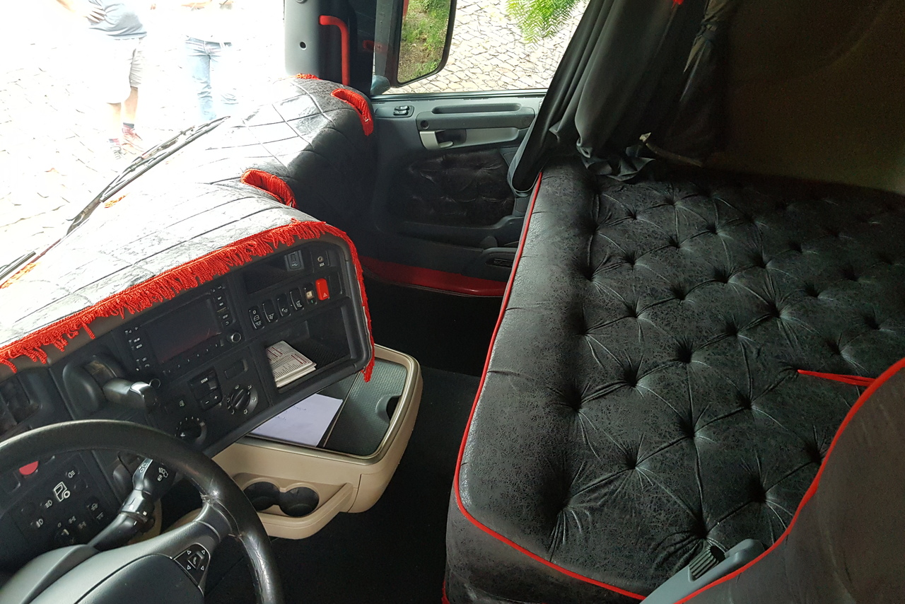 Scania 440 - 14/14 11