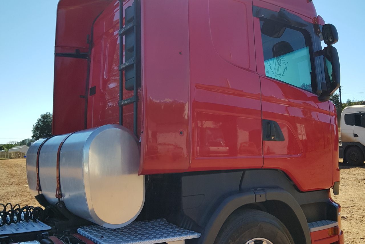 Scania 440 - 14/14 19