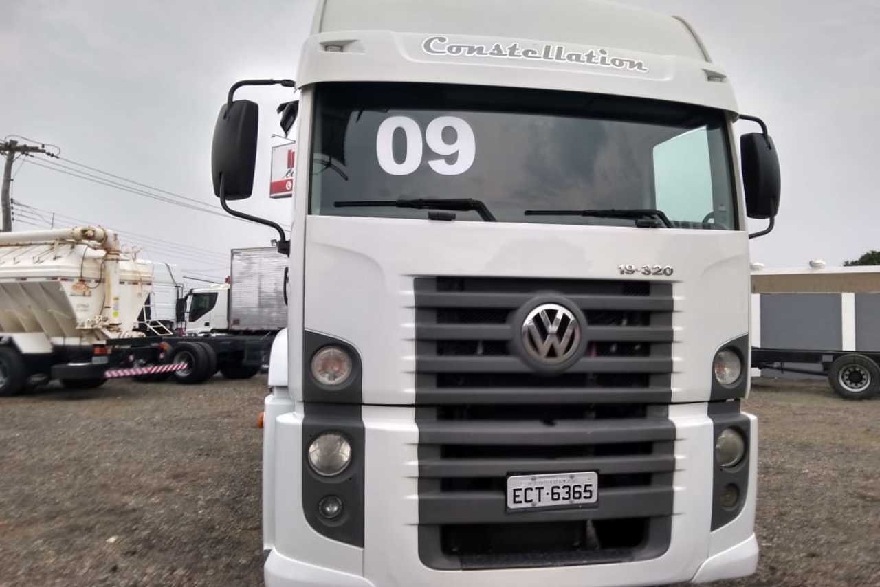 Volkswagen 19-320 Titan - 08/08 10