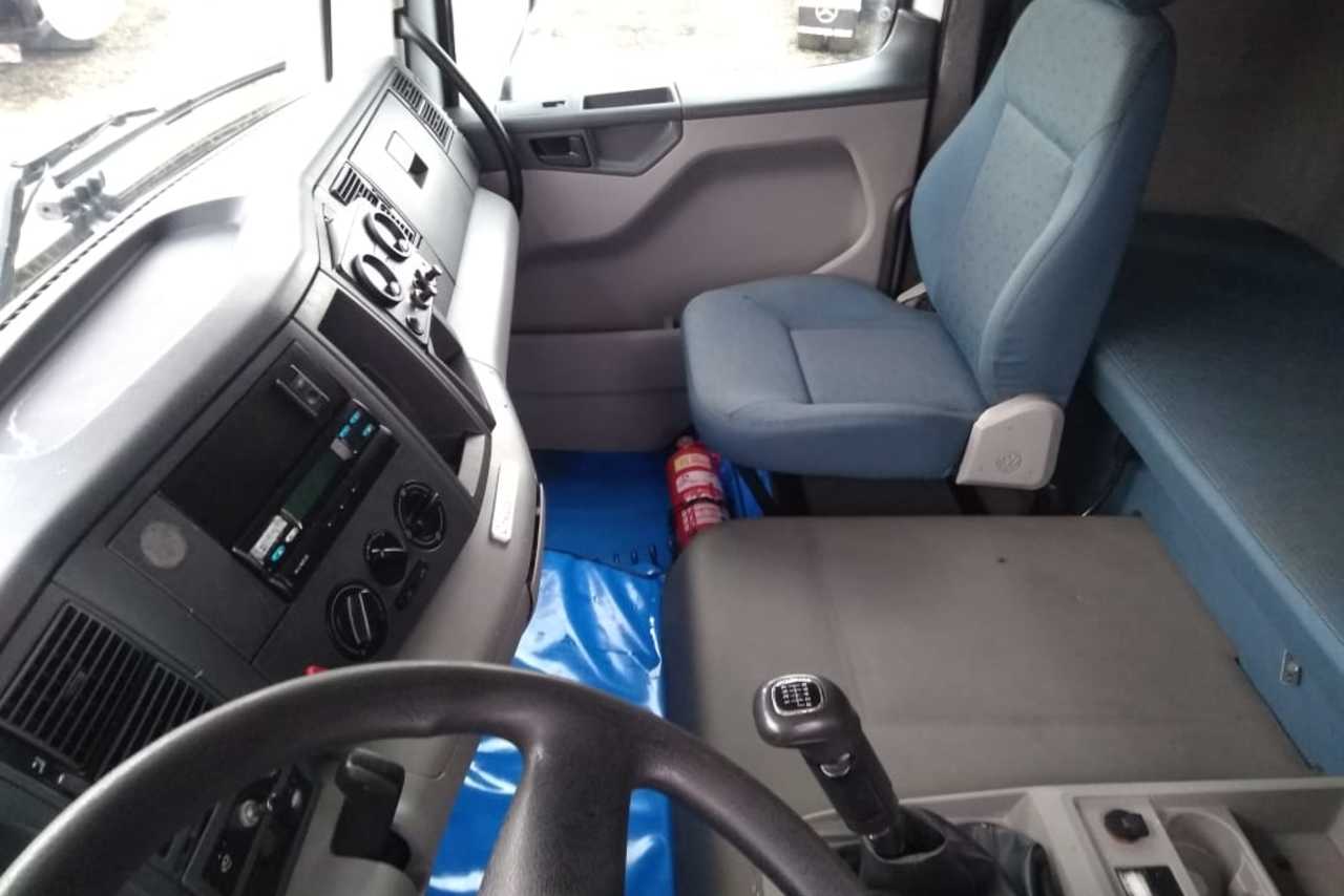 Volkswagen 19-320 Titan - 08/08 13