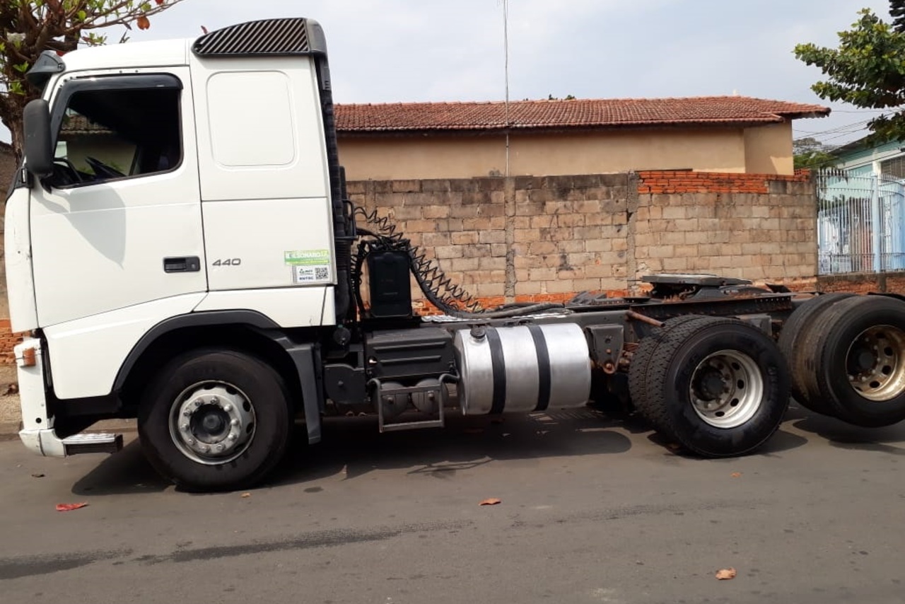 Volvo FH 440 - 08/08 3