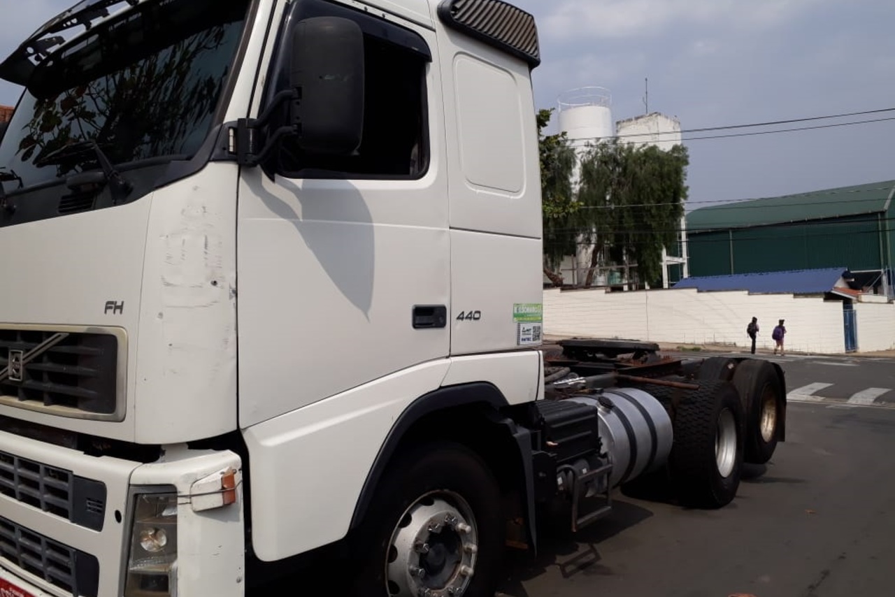 Volvo FH 440 - 08/08 4