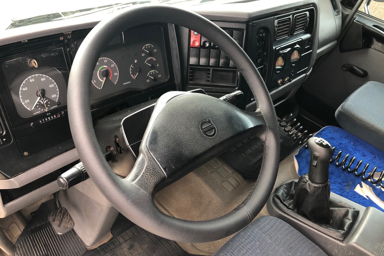 Volvo VM260 - 07/07 8
