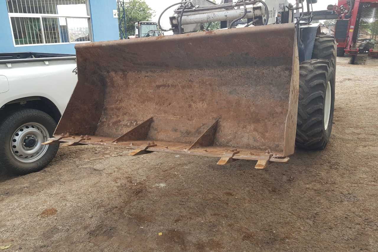 Valtra BM 110 - 04/04 8