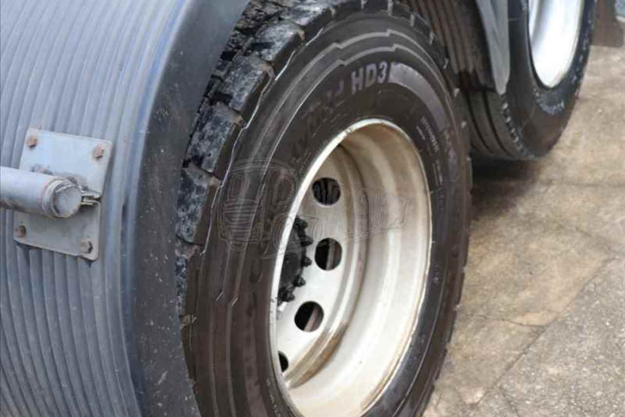 Volvo FH 380 - 06/06 12