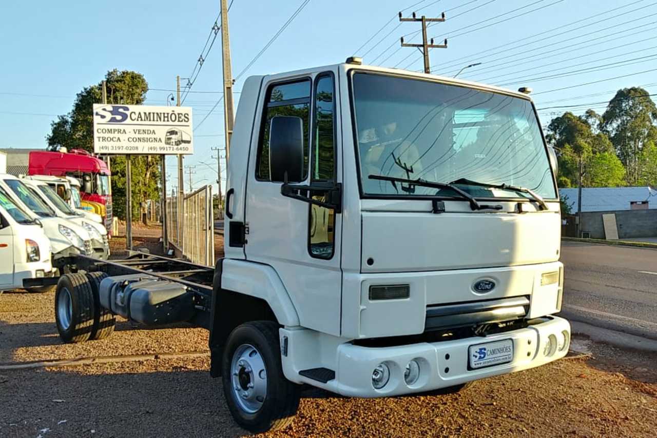 Ford Cargo712 - 11/11 6