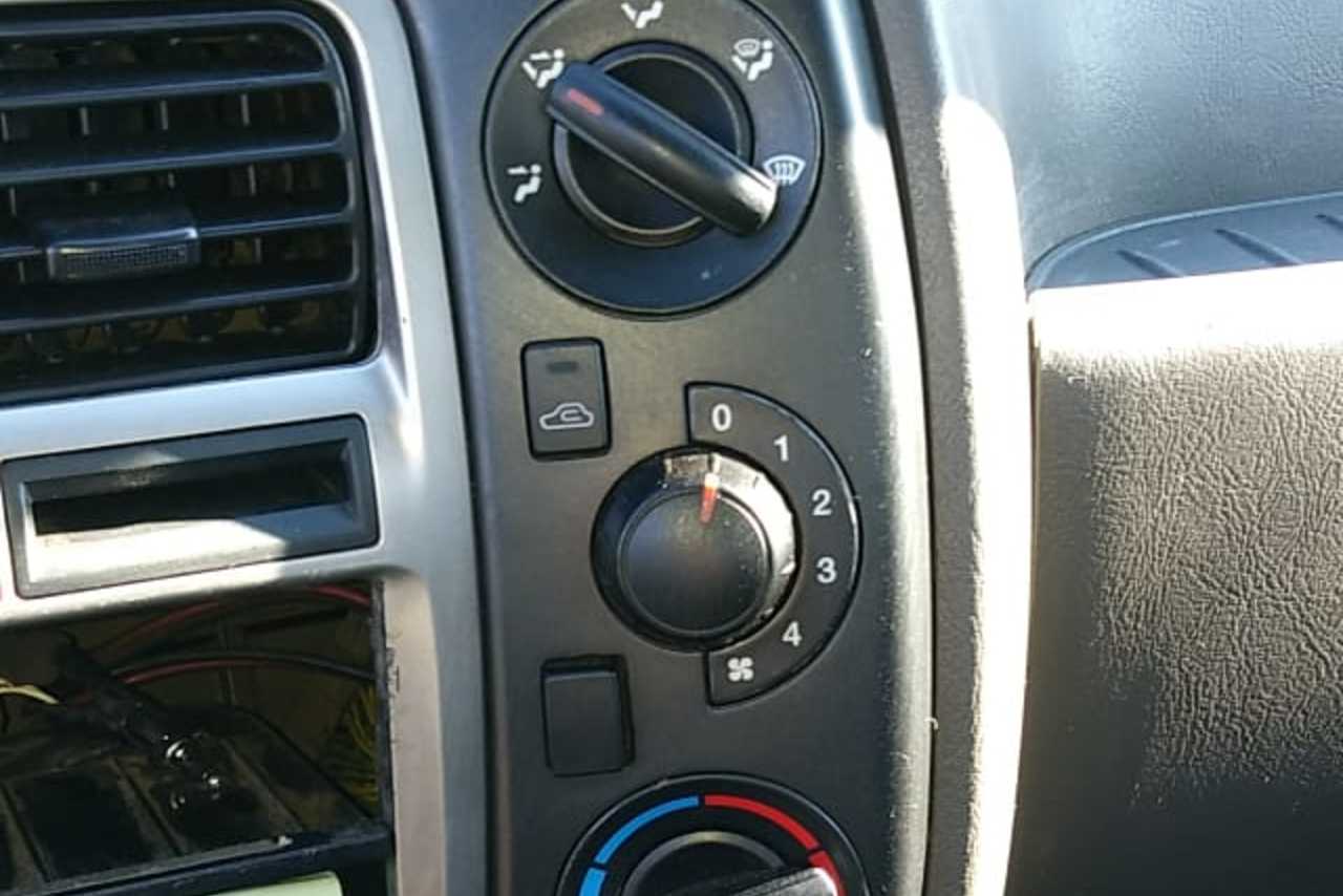 Hyundai HR - 14/13 4