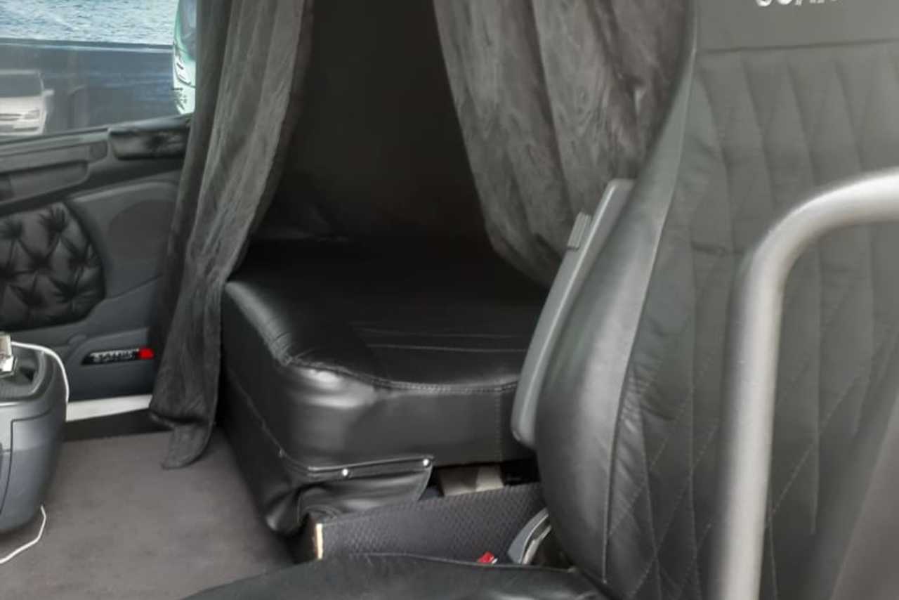 Scania R440 - 14/14 4