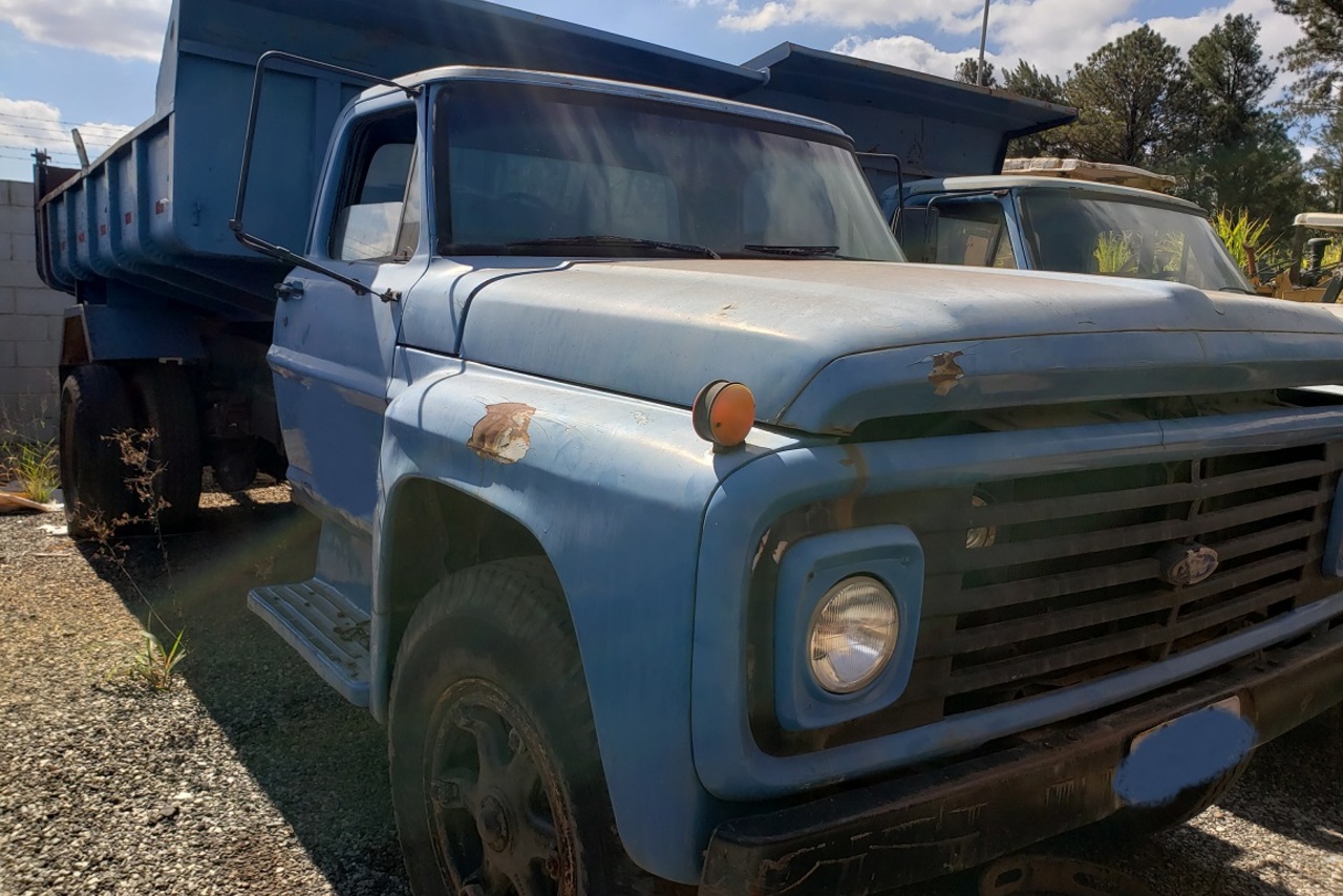 Ford F13000 - 85/85 3