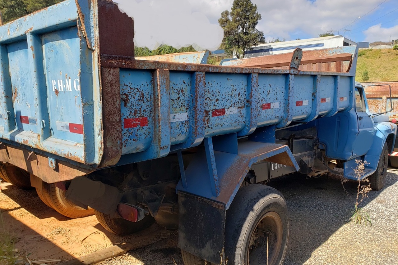 Ford F13000 - 85/85 6