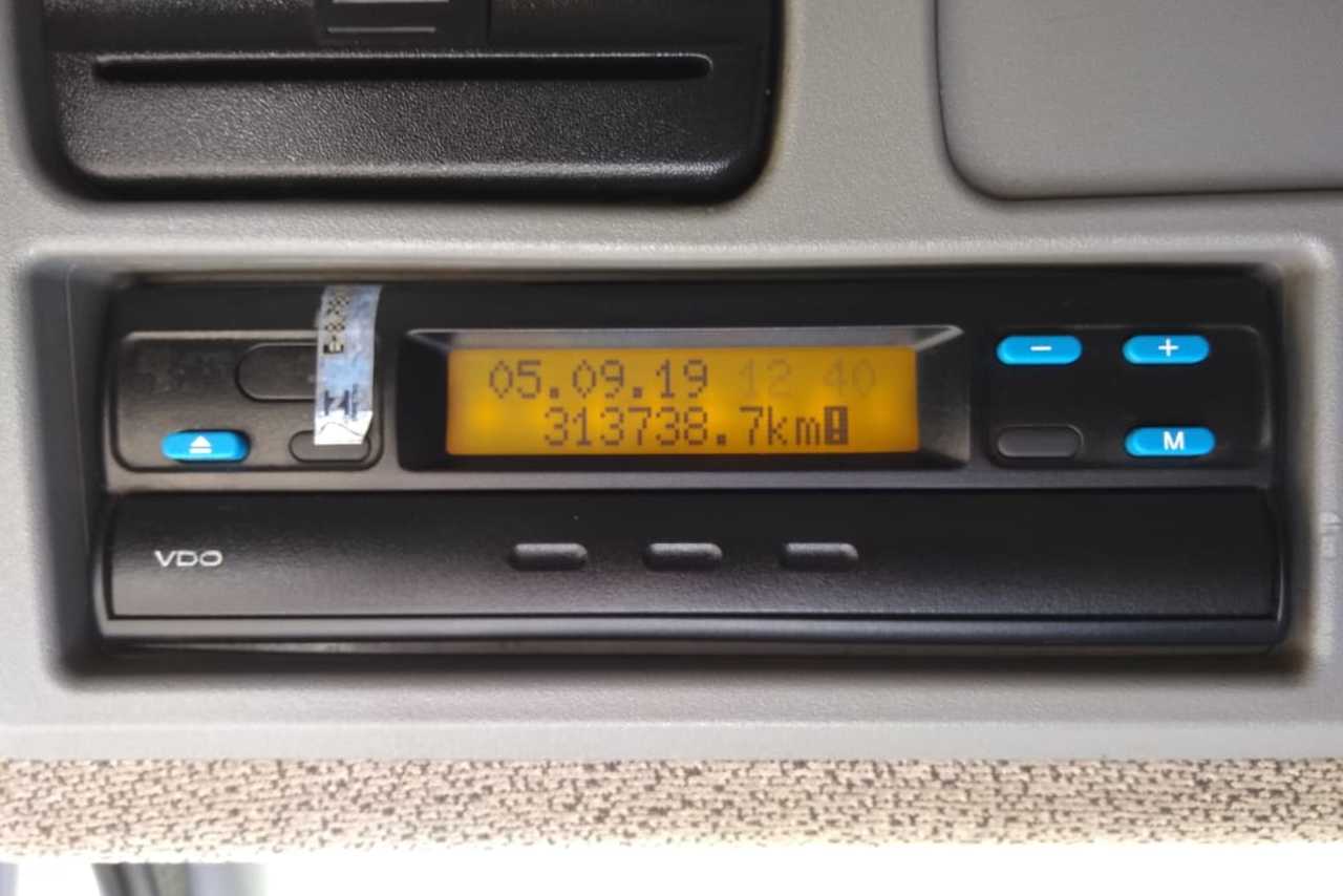 Mercedes Benz Atego 2426 - 14/14 4