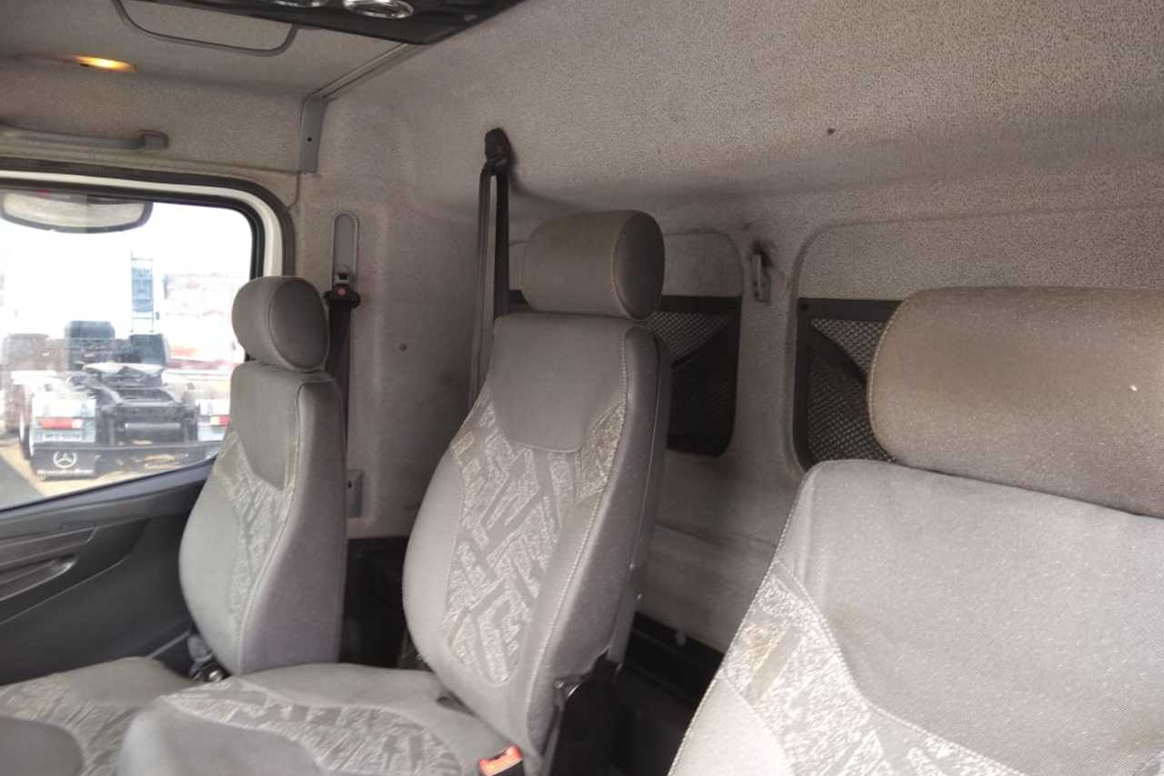 Mercedes Benz Atego 2426 - 14/14 5