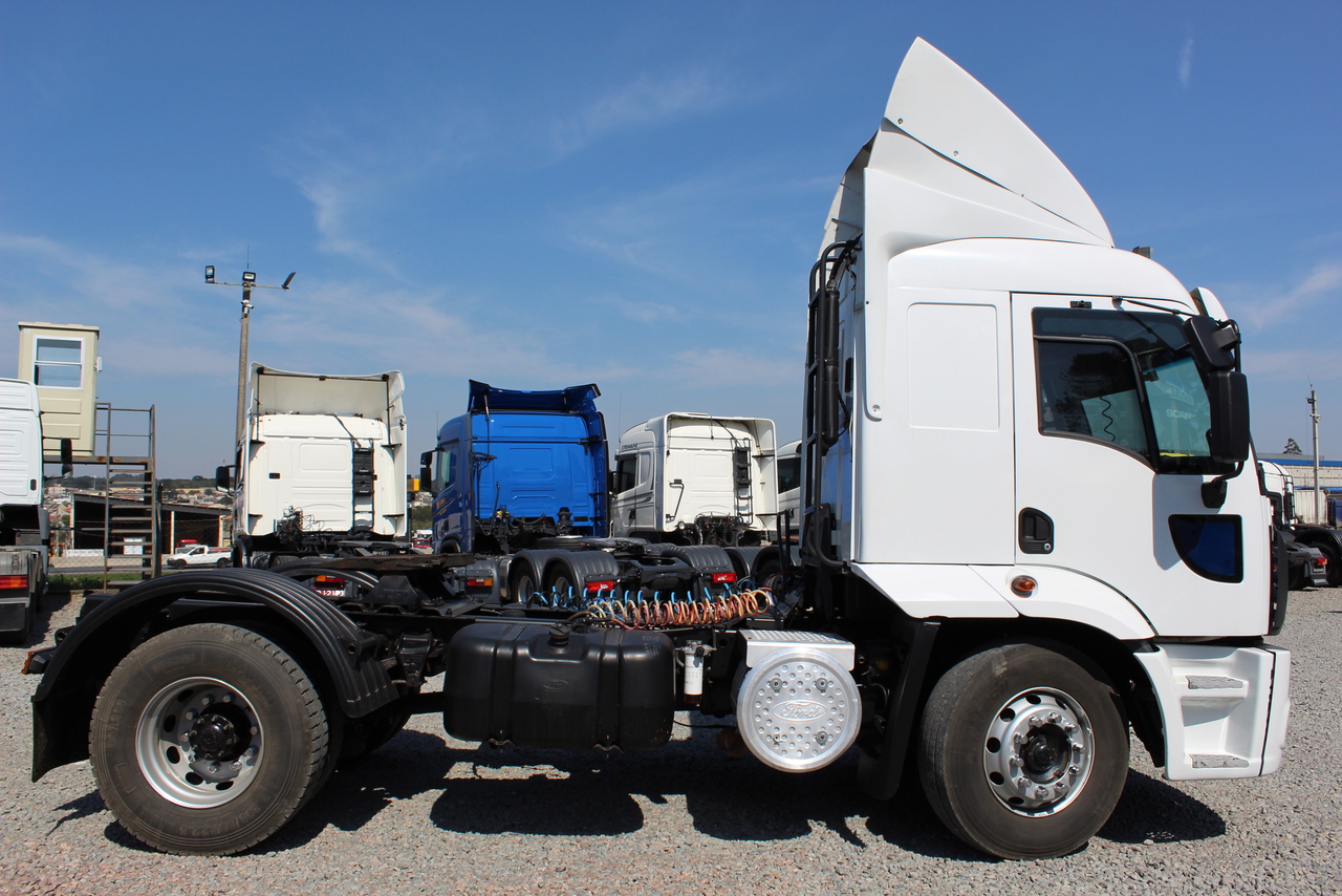 Ford Cargo1933 - 12/13 4