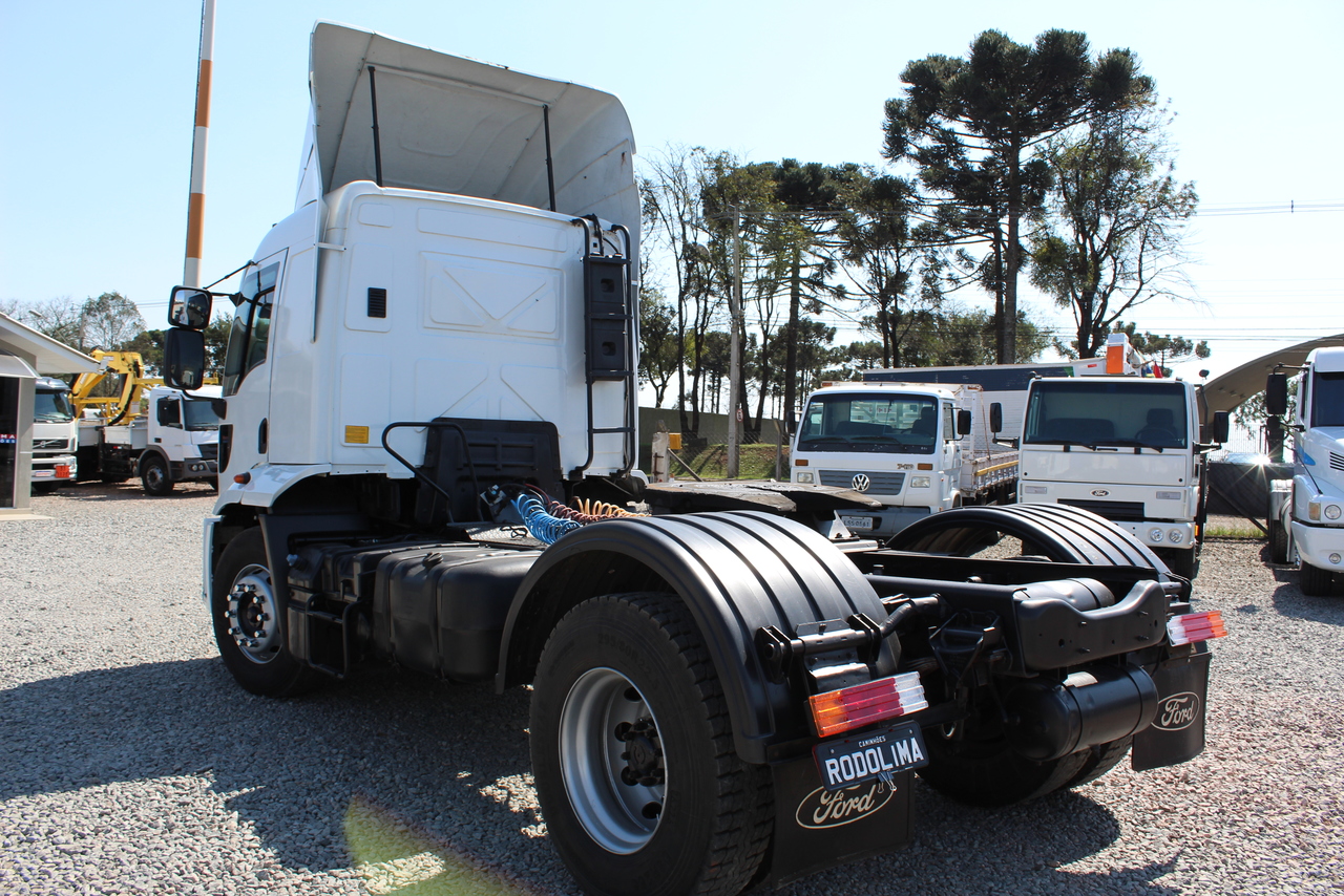 Ford Cargo1933 - 12/13 6