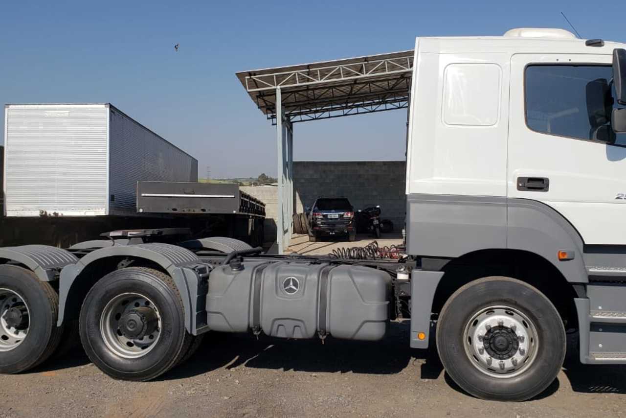 Mercedes Benz Axor 2544 - 09/09 7