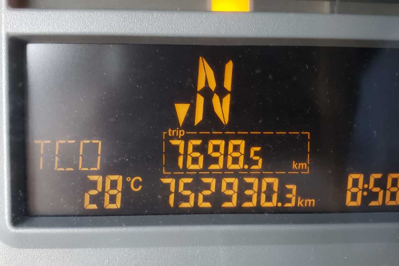 Mercedes Benz Axor 2544 - 09/09 11