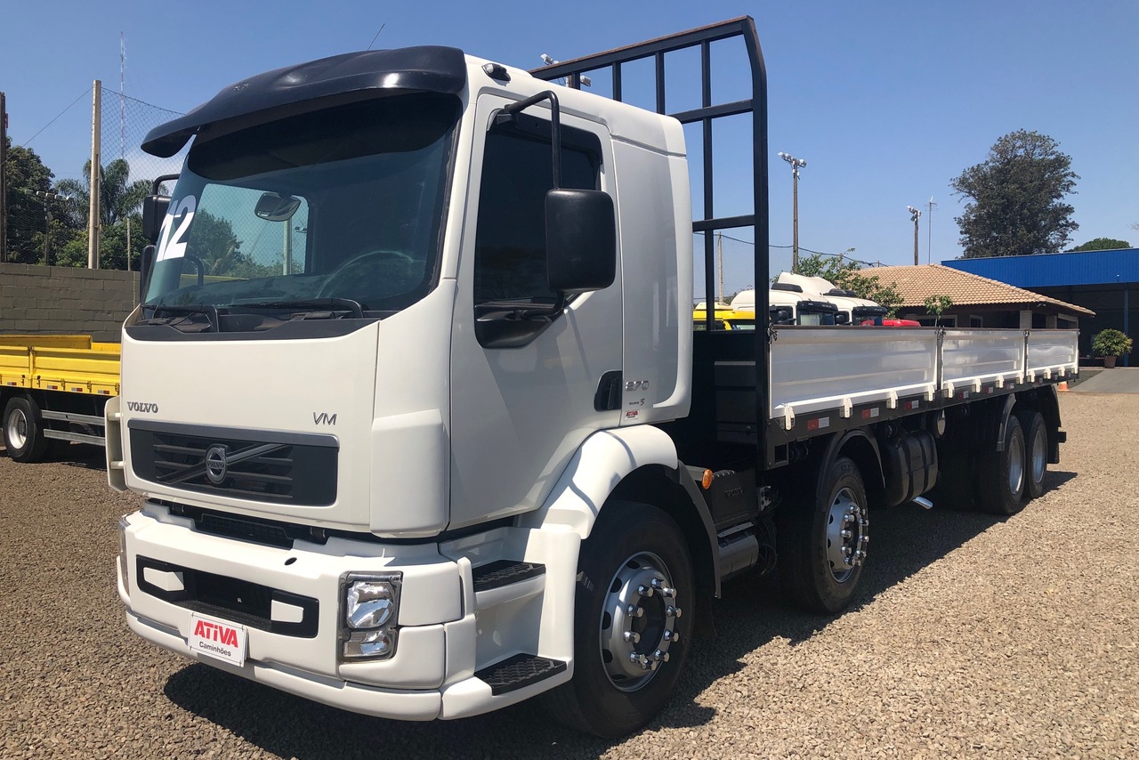 Volvo VM 270 - 12/12 5