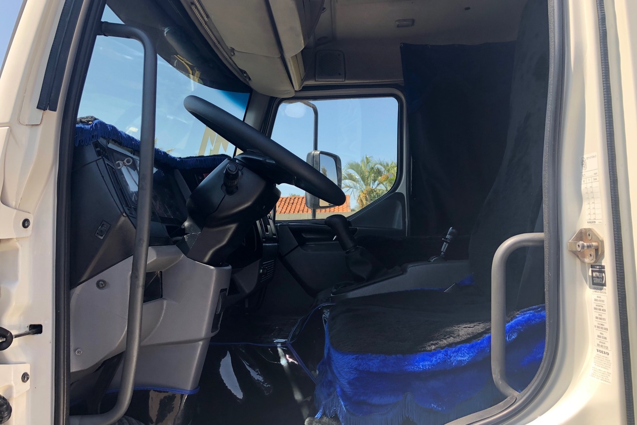Volvo VM260 - 11/11 7