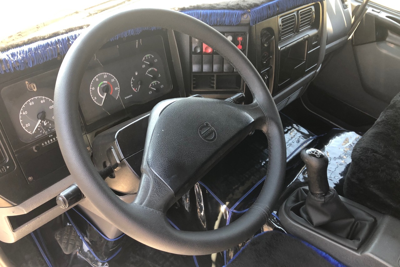 Volvo VM260 - 11/11 8