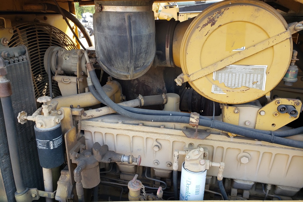 Caterpillar  D8 - 04/04 9