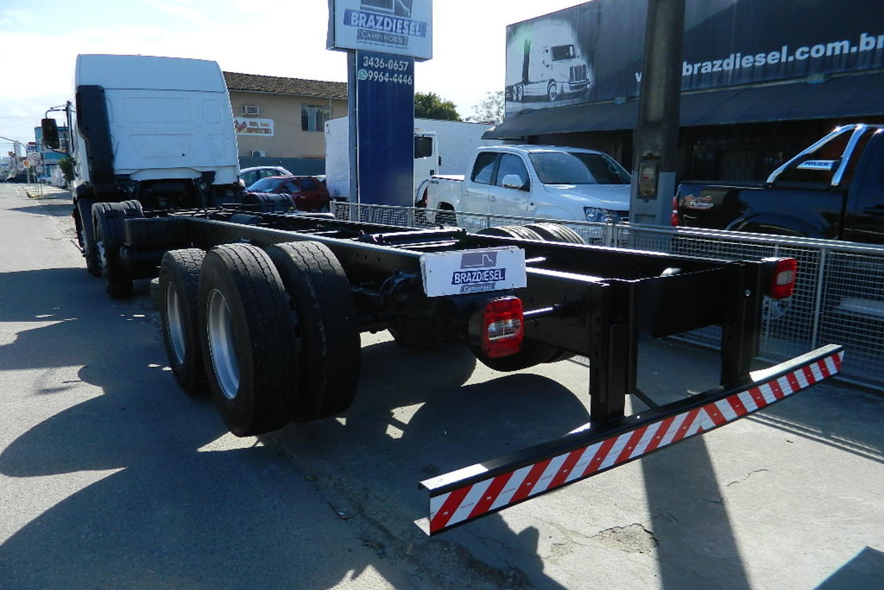 Volkswagen 24-280 E Constellation 6x2 - 12/12 8
