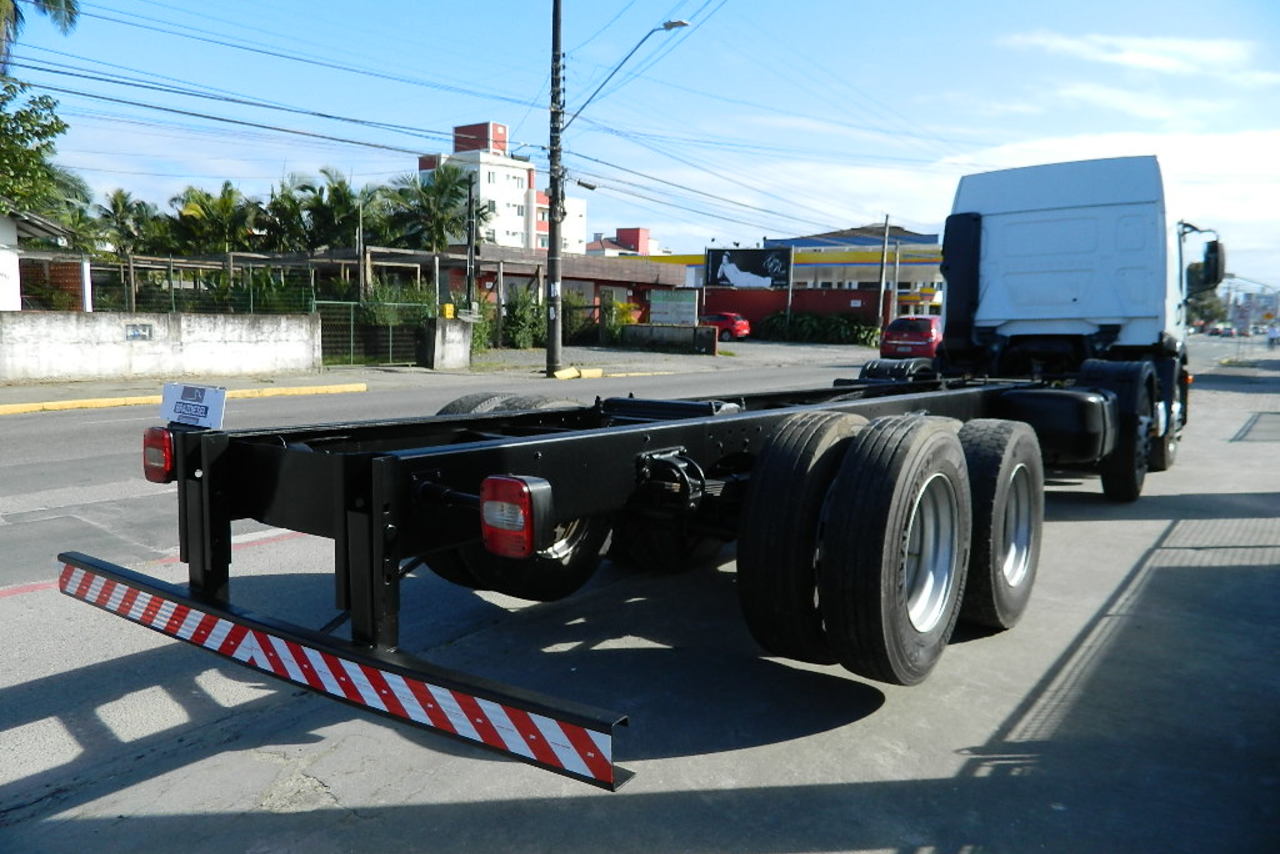 Volkswagen 24-280 E Constellation 6x2 - 12/12 9