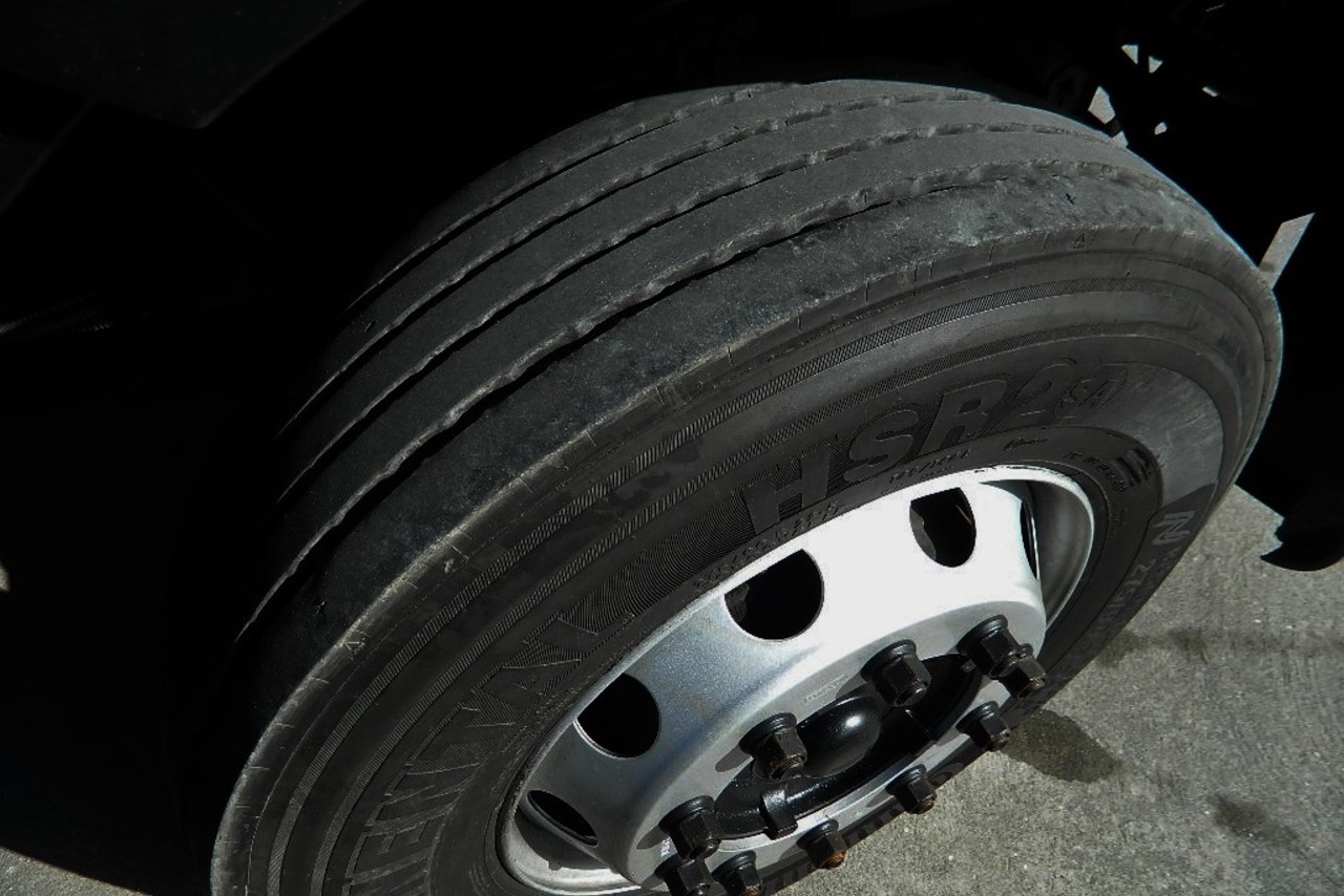 Volkswagen 24-280 E Constellation 6x2 - 12/12 11
