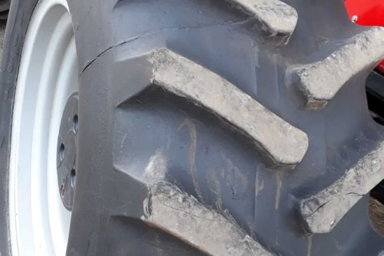 Massey Ferguson 660 - 04 6