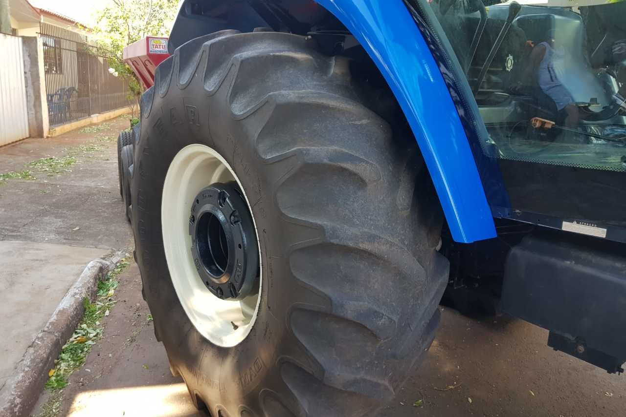 New Holland TS 6040 - 12/12 5