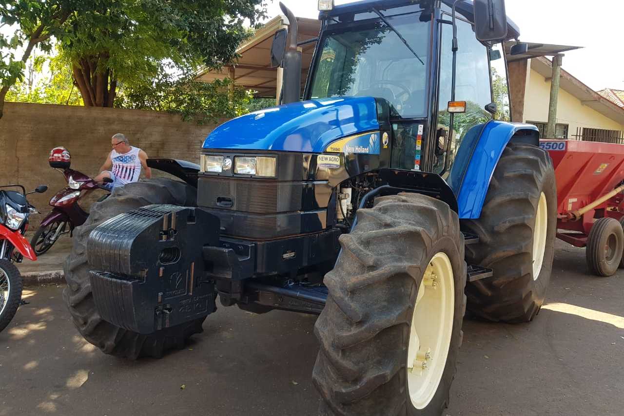 New Holland TS 6040 - 12/12 8