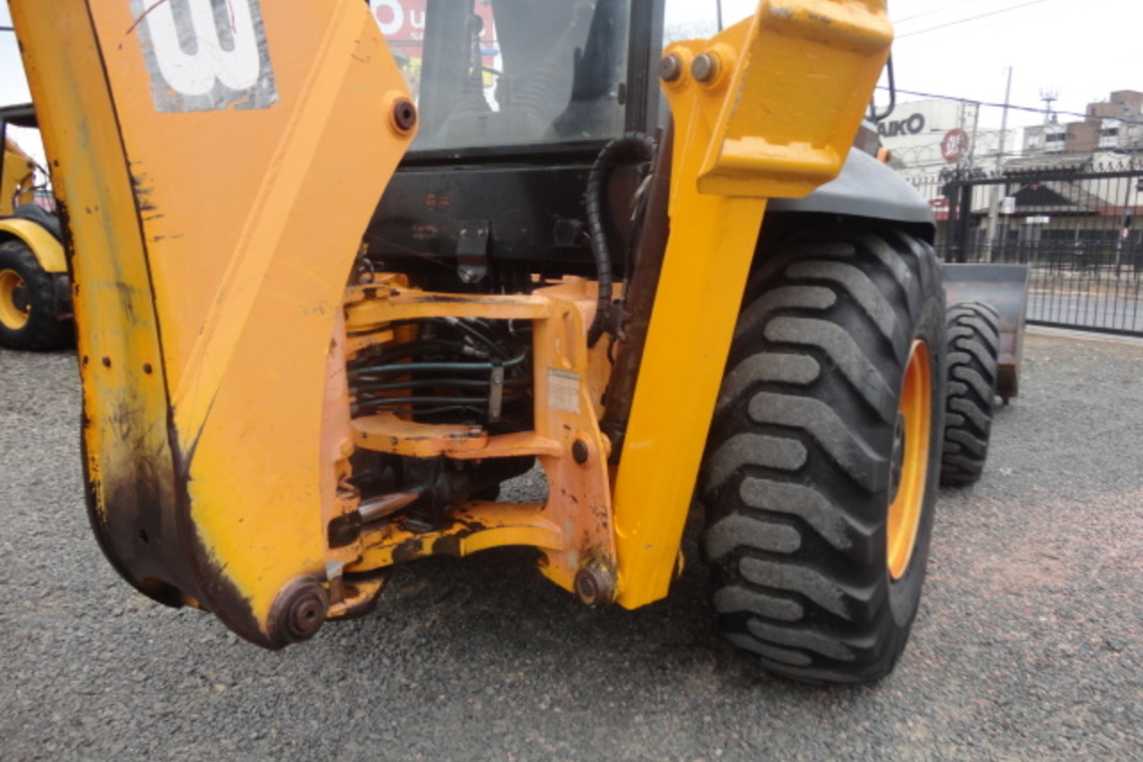 JCB 3C - 12/12 6