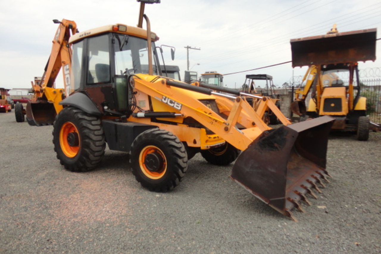 JCB 3C - 12/12 8