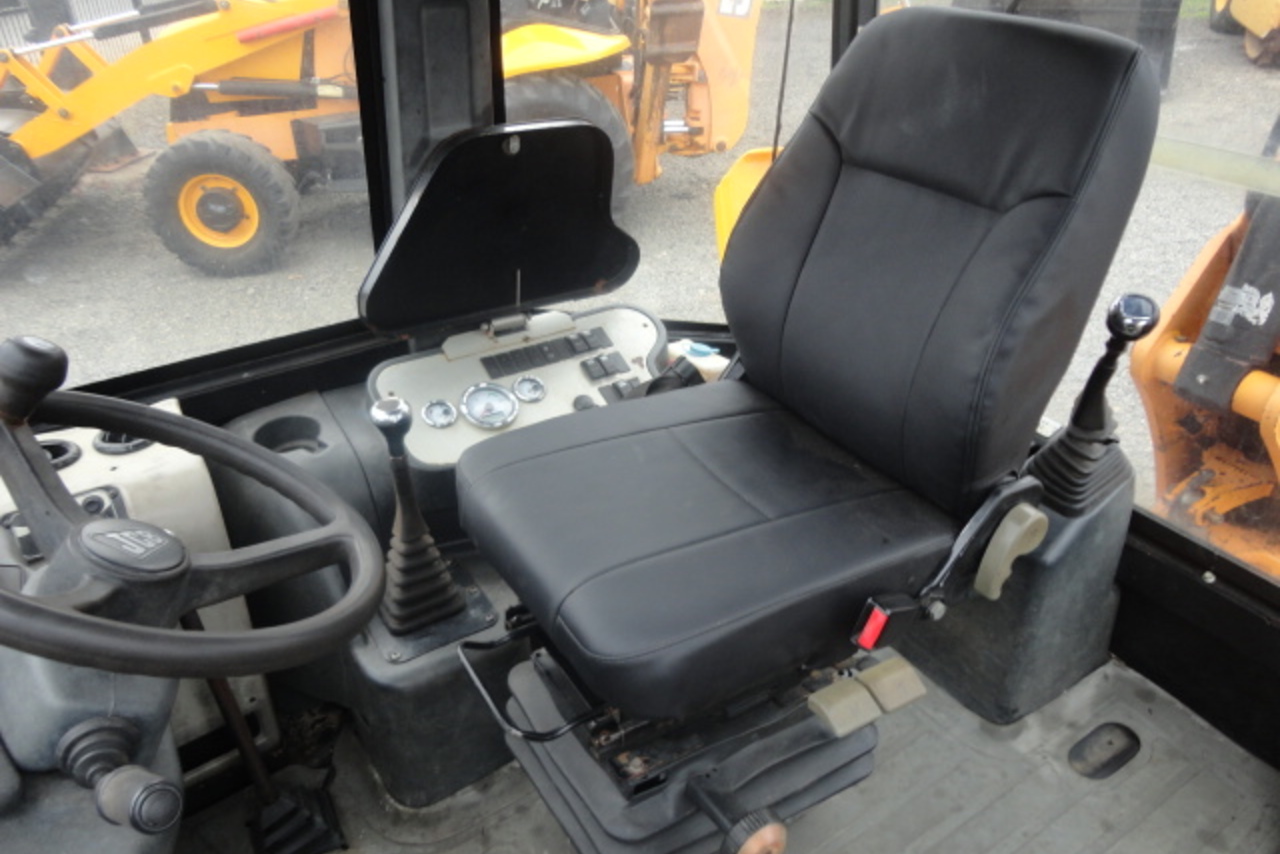 JCB 3C - 12/12 10