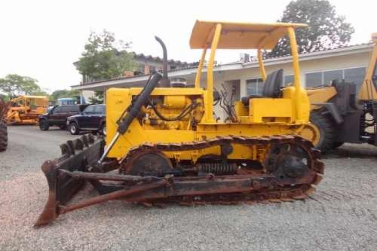 Caterpillar D4D - 73/73 2